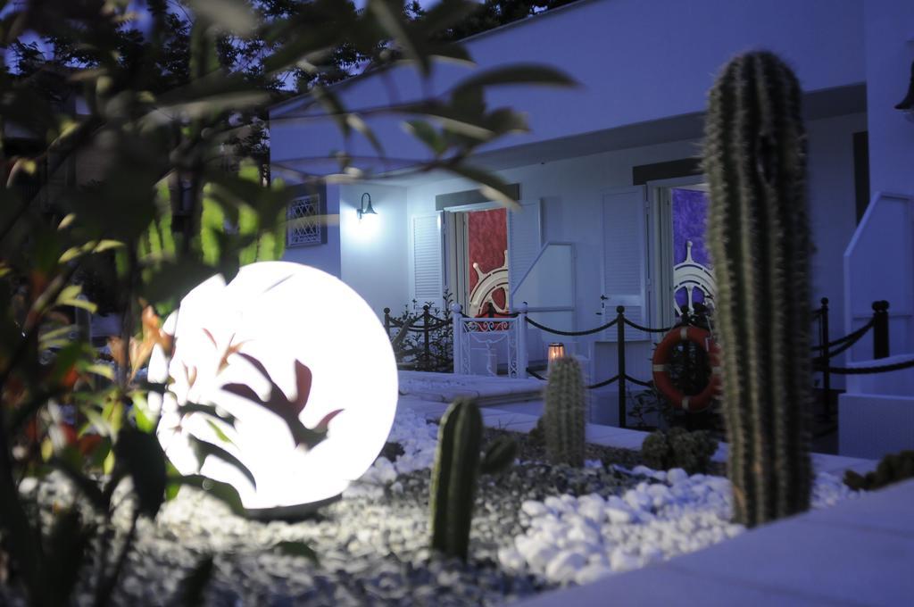 Badinomare Bed and Breakfast Terracina Exteriör bild